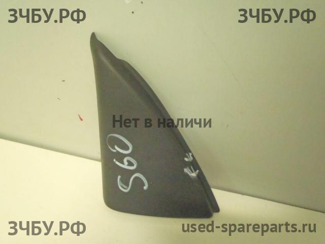 Volvo S60 (1) Накладка