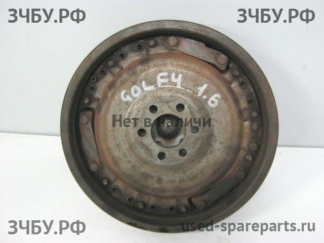 Volkswagen Golf 4 Маховик