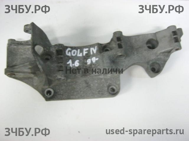 Volkswagen Golf 4 Кронштейн