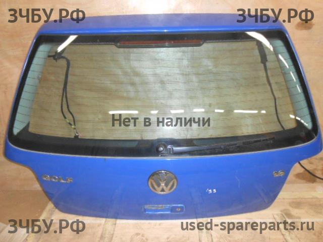 Volkswagen Golf 4 Дверь багажника со стеклом