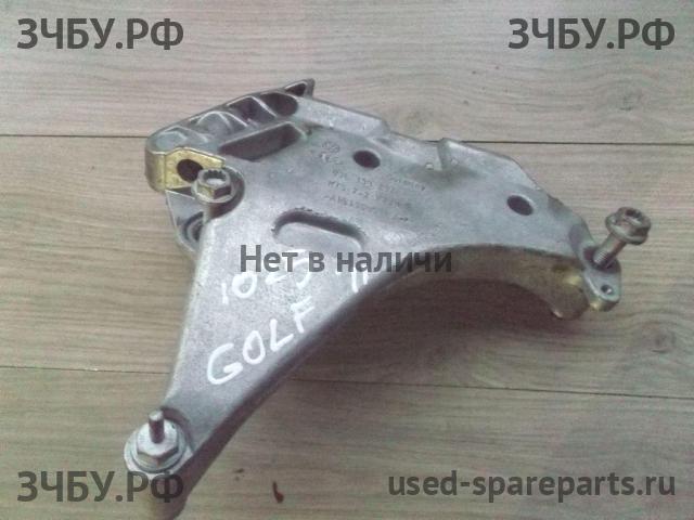 Volkswagen Golf 6 Кронштейн крепления ДВС