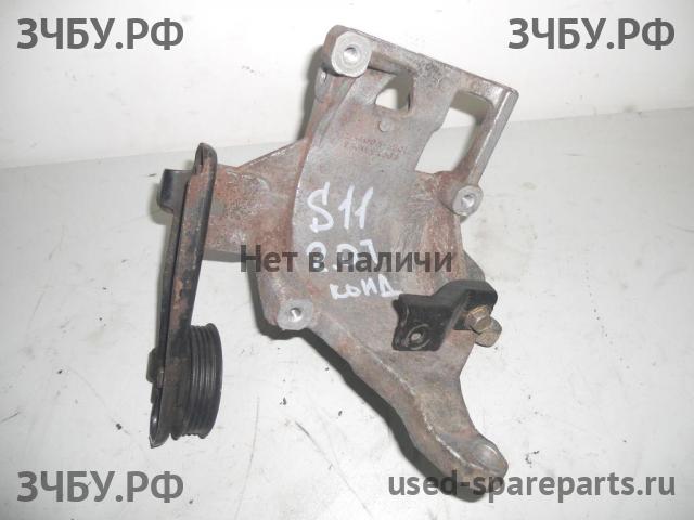 Subaru Forester 2 (S11) Кронштейн