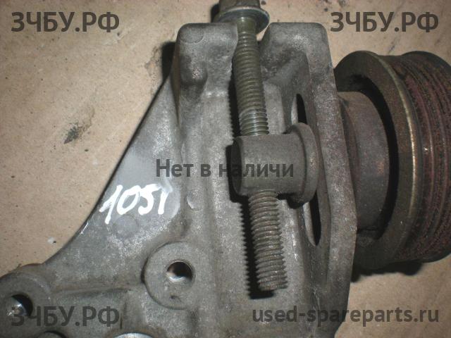 Suzuki Swift 2 Ролик натяжения ремня