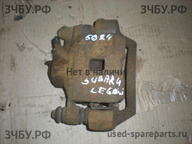 Subaru Legacy 2 (B11) Суппорт задний правый (в сборе со скобой)
