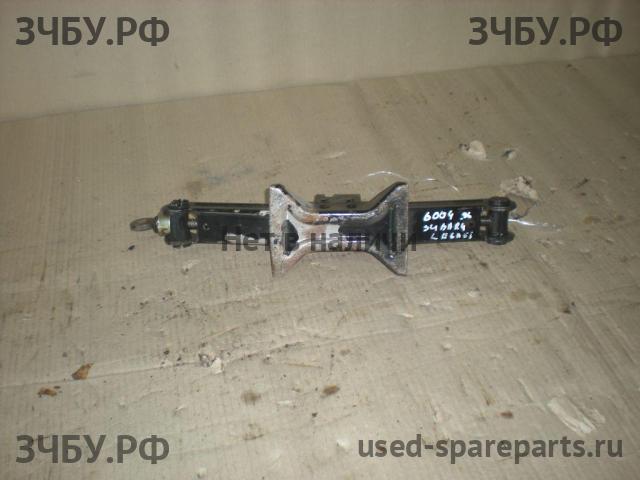 Subaru Legacy 2 (B11) Домкрат