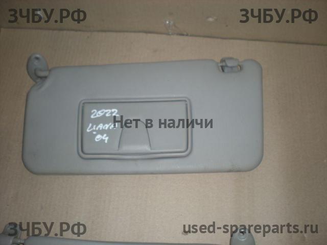 Suzuki Liana Козырек солнцезащитный