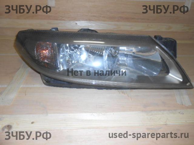Renault Laguna 2 Фара правая