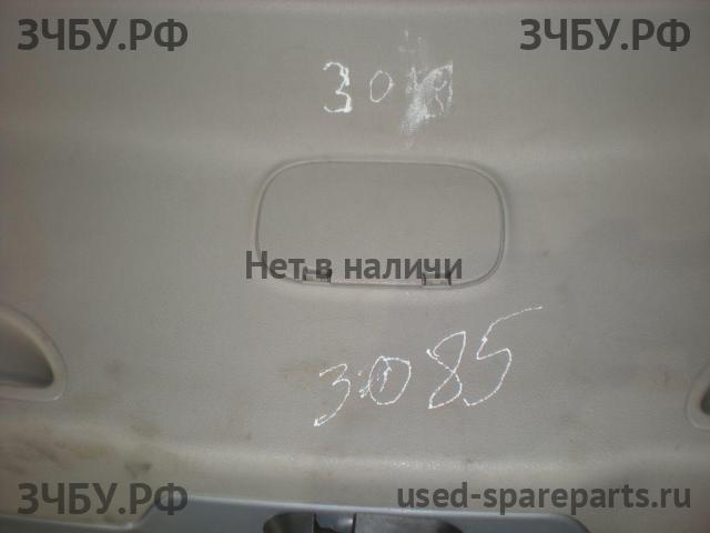 Renault Laguna 2 Обшивка двери багажника