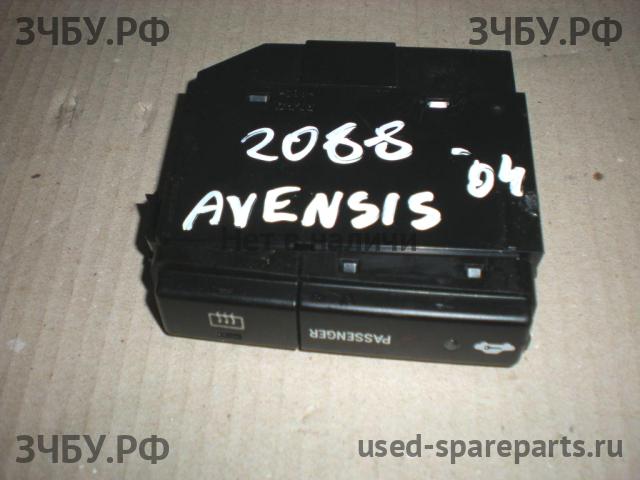 Toyota Avensis 2 Блок кнопок