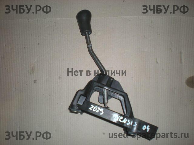 Toyota Avensis 2 Кулиса МКПП