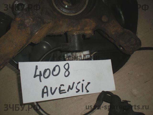 Toyota Avensis 2 Датчик ABS передний