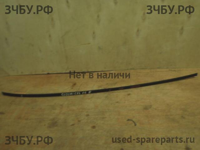 Suzuki SX4 (1) Молдинг крыши правый