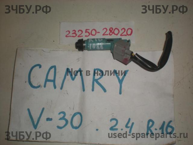 Toyota Camry 5 (V30) Форсунка инжекторная электрическая