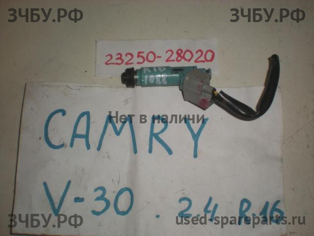 Toyota Camry 5 (V30) Форсунка инжекторная электрическая