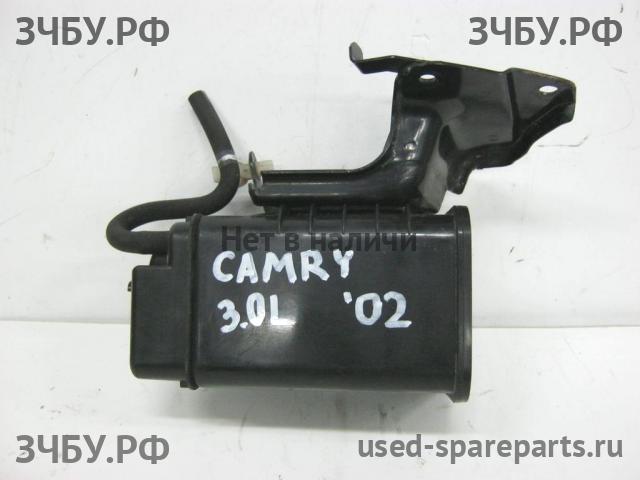Toyota Camry 5 (V30) Абсорбер (фильтр угольный)