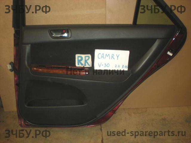 Toyota Camry 5 (V30) Обшивка двери задней правой