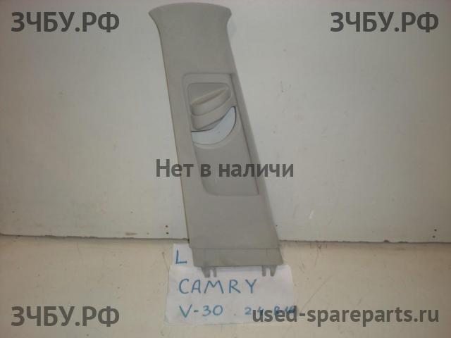Toyota Camry 5 (V30) Накладка стойки средней левой