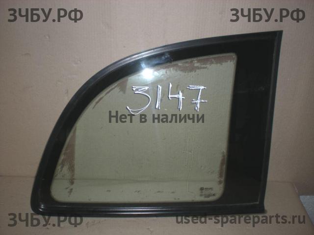 Opel Zafira A Стекло кузовное глухое левое
