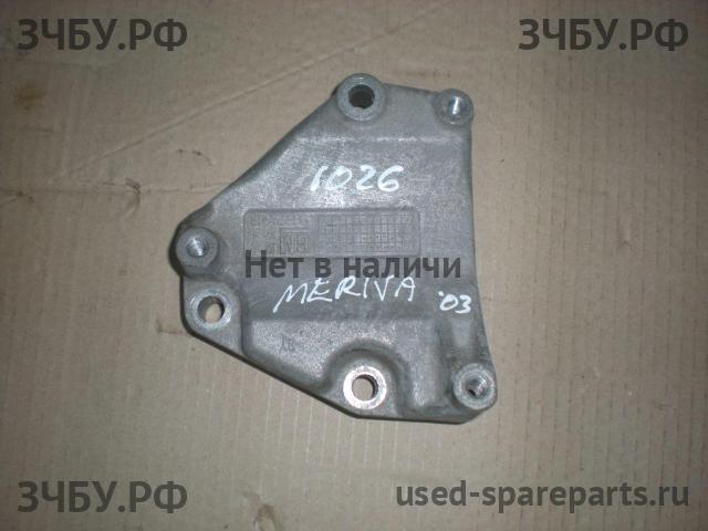 Opel Meriva A Кронштейн