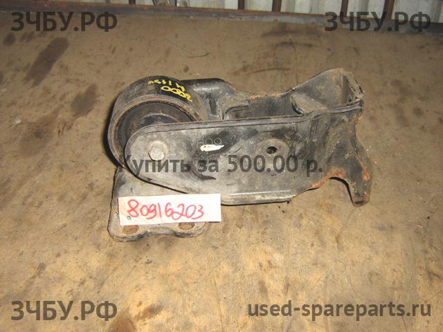 Mitsubishi 3000 GT Опора двигателя