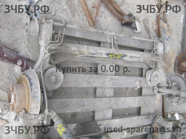 Volkswagen Passat B5 Балка задняя поперечная