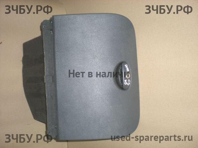 Citroen C5 (1) Бардачок