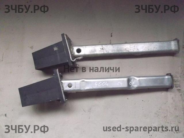 Citroen C4 Picasso (1) Балка передняя продольная