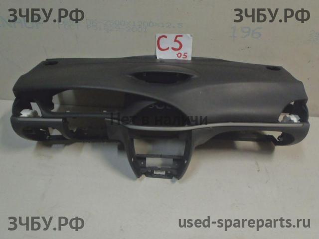 Citroen C5 (1) Торпедо