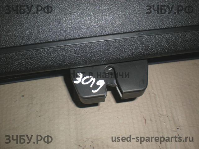 Ford Focus 2 Замок багажника