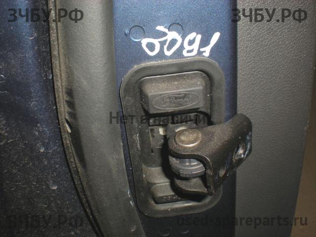 Ford Focus 2 Ограничитель двери