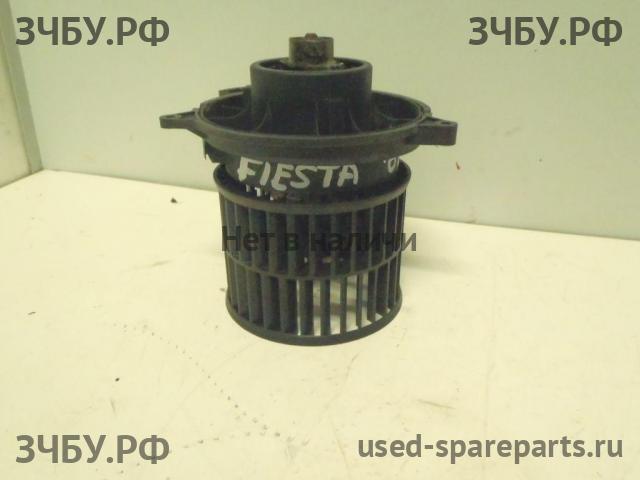 Ford Fiesta 5 Моторчик печки