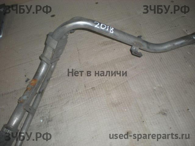 Ford Focus 2 Горловина топливного бака