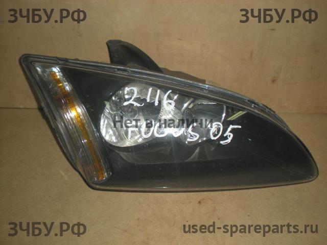Ford Focus 2 Фара правая