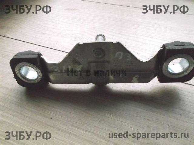 Audi A3 [8L] Ответная часть замка багажника