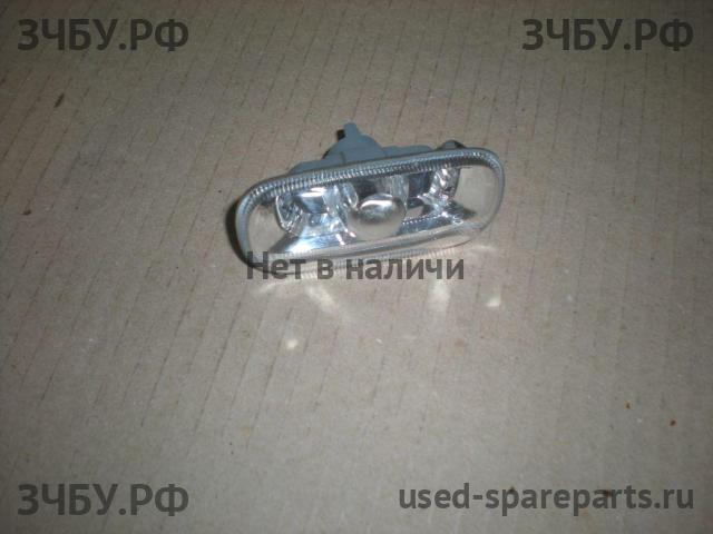 Audi A4 [B6] Указатель поворота в крыло (повторитель)