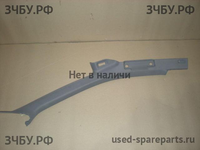 Audi A4 [B6] Накладка стойки передней правой