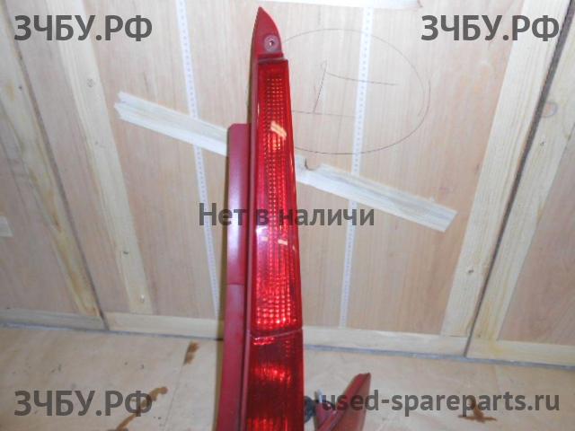 Citroen C4 (1) Фонарь правый