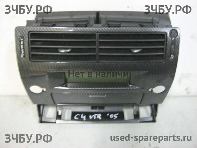 Citroen C4 (1) Накладка декоративная на торпедо
