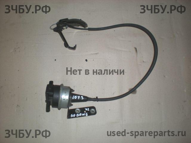 Chrysler Sebring 1 Моторчик привода троса круиз контроля