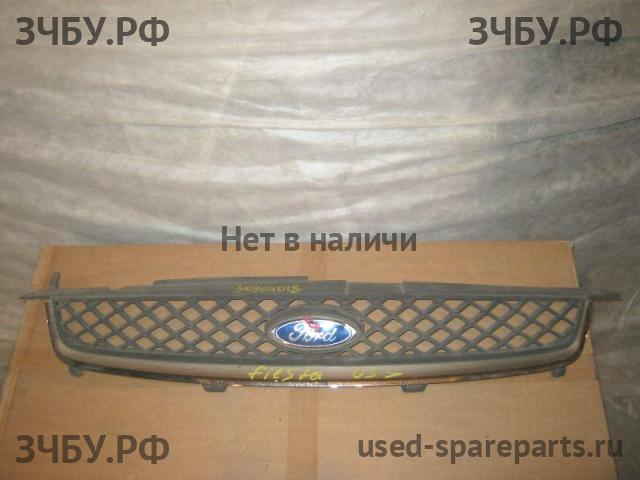 Ford Fiesta 5 Решетка радиатора