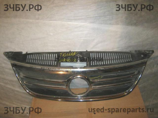 Volkswagen Tiguan 1 (Рестайлинг) Решетка радиатора