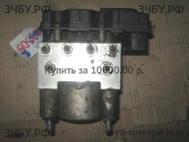 Mitsubishi Fuso/Canter (2) Блок ABS (насос)