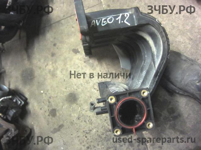 Chevrolet Aveo 1 (T200) Коллектор впускной