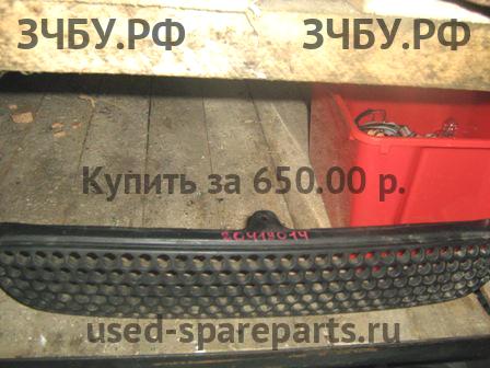 Toyota Corolla (E11) Решетка радиатора