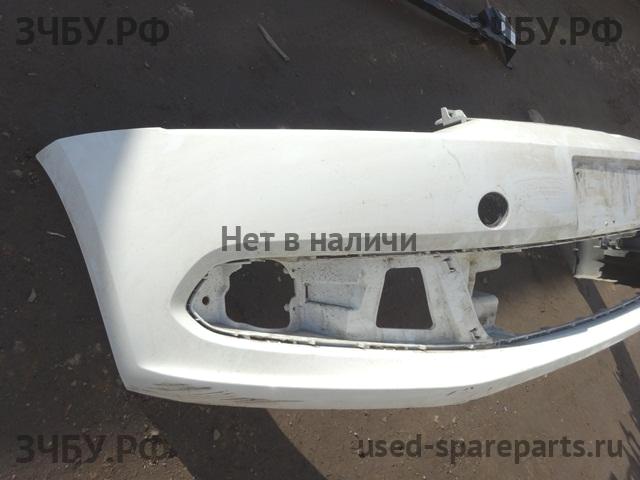 Volkswagen Polo 5 (Sedan) Бампер передний