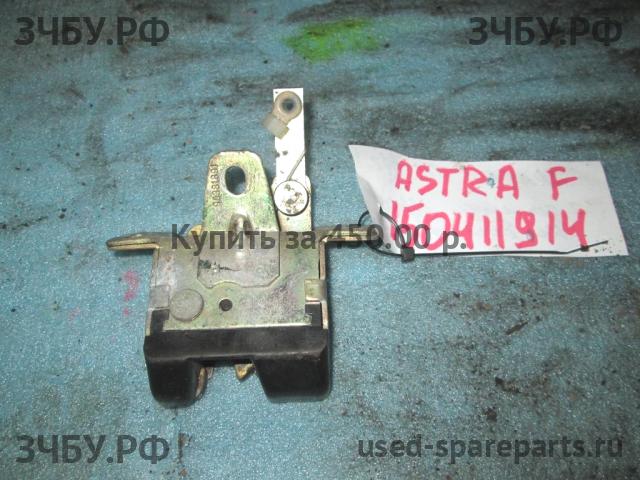 Opel Astra F Замок багажника