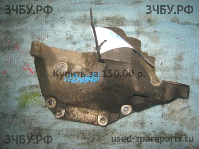 Opel Astra F Кронштейн компрессора кондиционера