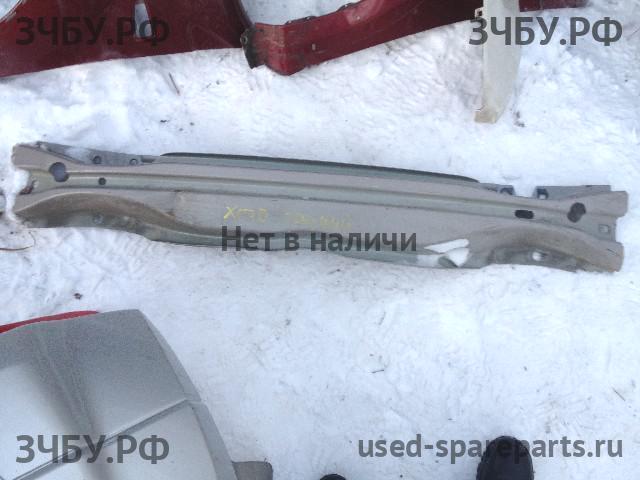 Volvo XC-70 Cross Country (2) Усилитель бампера задний