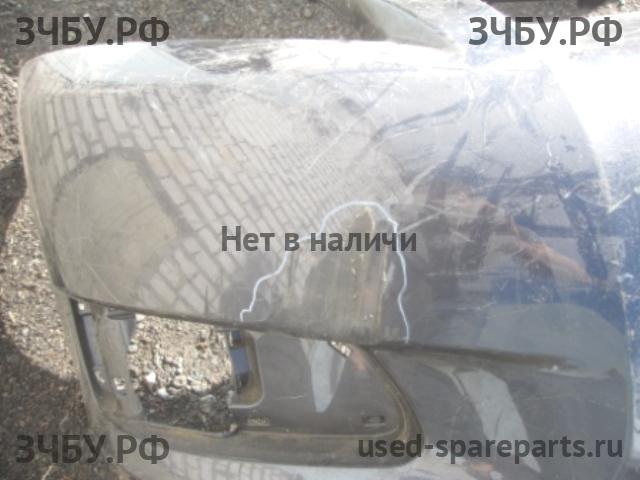 Toyota Corolla Verso 2 Бампер передний