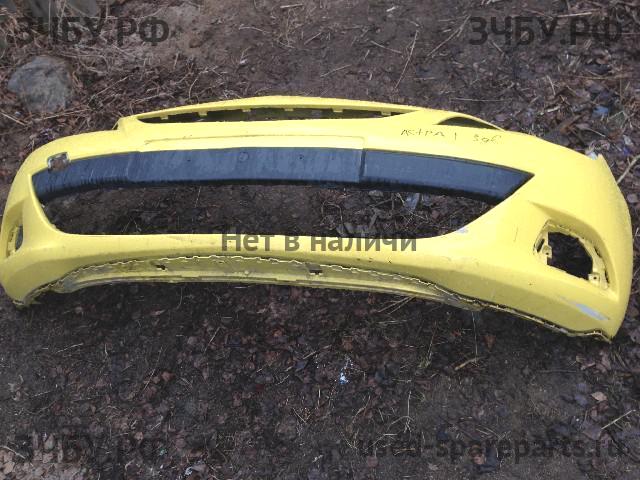 Opel Astra J Бампер передний